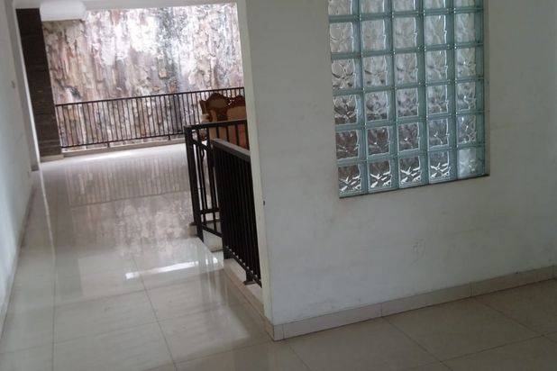 Dijual Rumah Murah Luas di Kompleks Bilymon Pondok Kelapa Jaktim