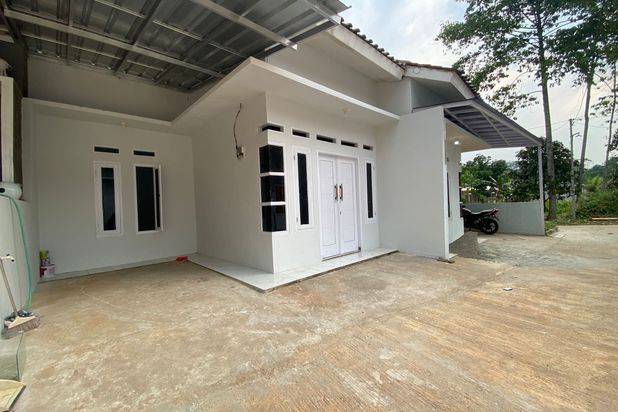 Rumah minimalis luas 60 m carport mobil