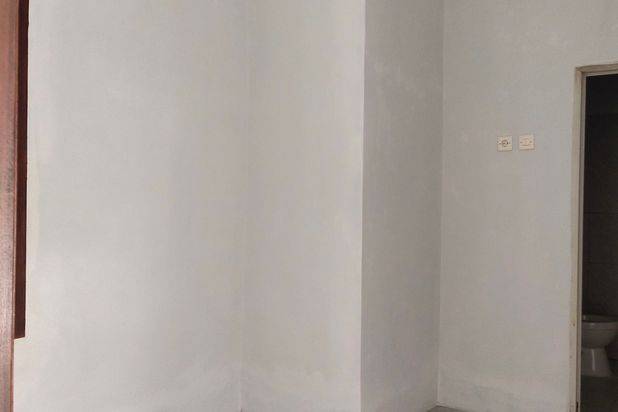 Rumah cluster shm 200 jt an plus garasi mobil