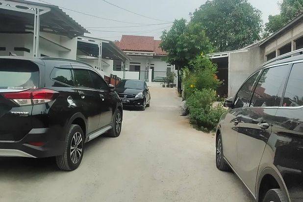 Rumah 200 jt an garasi mobil shm sisa 3 unit lagi