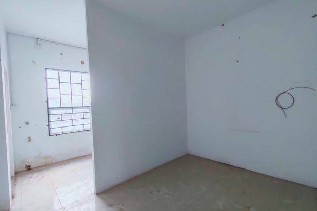 Ruko 2 Lantai Siap Pakai Glory Home Sungai Panas