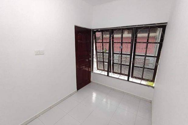 Rumah 1.5Lantai Siap Huni HAPPY GARDEN Baloi