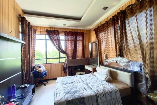 Rumah Mewah 2Lantai Siap Huni BEVERLY AVENUE Batam Center