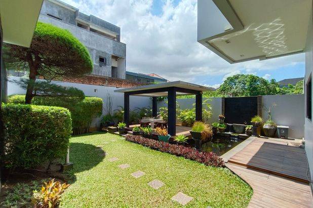 Rumah Mewah 2Lantai Siap Huni BEVERLY AVENUE Batam Center