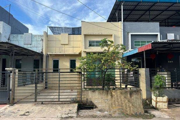 Rumah Oriana Pasir Putih Hadap Timur (Butuh Renovasi) Batam Center