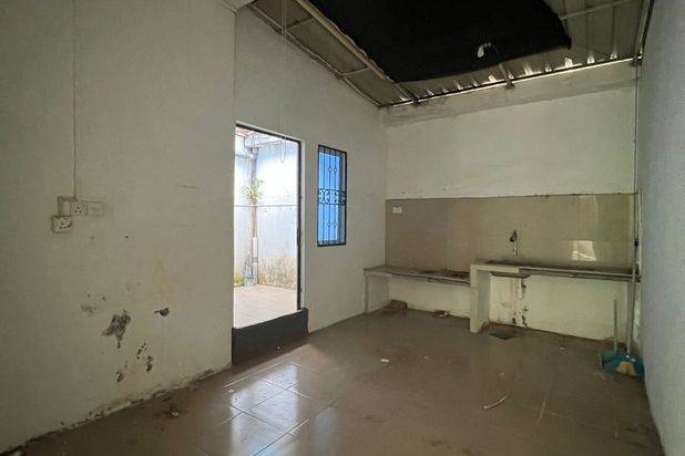 Rumah Oriana Pasir Putih Hadap Timur (Butuh Renovasi) Batam Center
