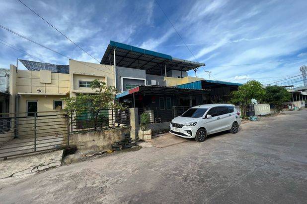 Rumah Oriana Pasir Putih Hadap Timur (Butuh Renovasi) Batam Center