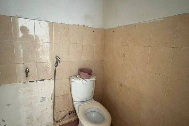 Rumah Oriana Pasir Putih Hadap Timur (Butuh Renovasi) Batam Center