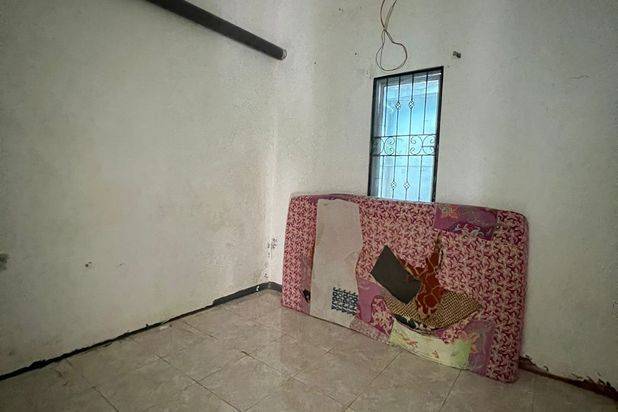 Rumah Oriana Pasir Putih Hadap Timur (Butuh Renovasi) Batam Center