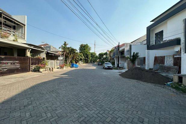 Dekat Galaxy Mall 1 Unit Terakhir Rumah Wisma Permai Dekat Galaxy Mall Dekat Kampus C Unair Dekat Pakuwon City