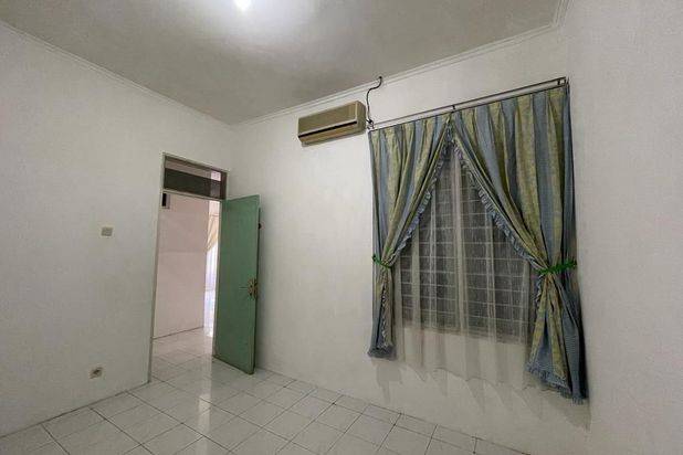 Rumah murah tengah kota Semarang siap pakai dekat kampus Undip dekat pintu tol Tembalang disewakan di Srondol Bumi indah Tembalang Semarang atas