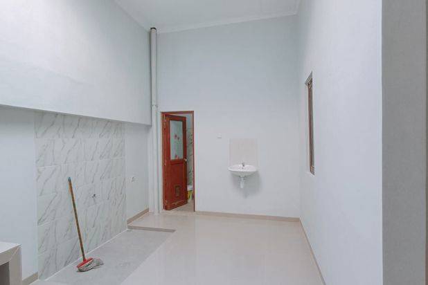 Rumah baru modern minimalis tengah kota Semarang siap pakai dekat bandara pelabuhan dekat tol dekat sekolah DCS dekat kampus Binus dijual di Puri Anjasmoro Semarang barat