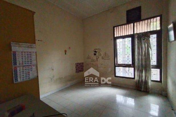 Rumah luas tengah kota Semarang cocok untuk kos dekat kampus Undip dekat tol dijual di Waru Banyumanik Semarang Selatan