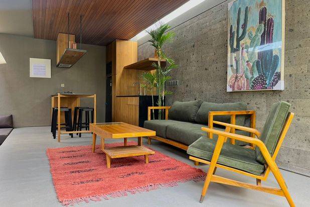Villa 2 Lantai Di Canggu Akses Mobil Dekat Jalan Utama