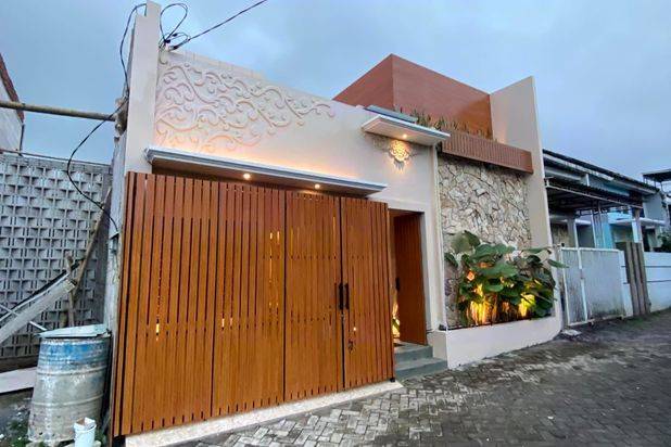 1 Unit Saja Rumah Villa Full Furnish Kolam Renang di Kota Malang