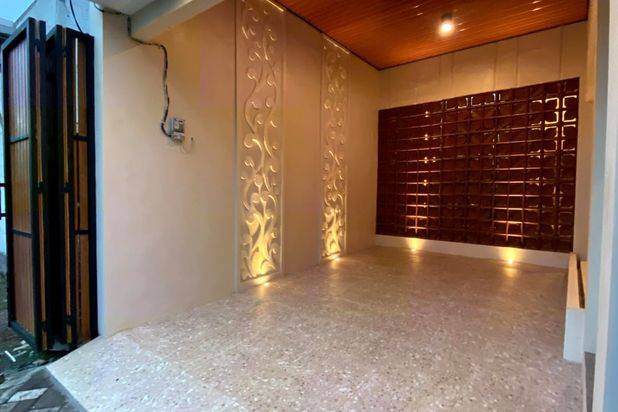 1 Unit Saja Rumah Villa Full Furnish Kolam Renang di Kota Malang