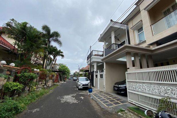 Dijual Murah Rumah Cantik 2 Lantai 5 Menit Suhat