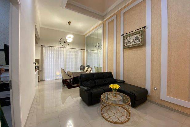 Dijual Murah Rumah Cantik 2 Lantai 5 Menit Suhat
