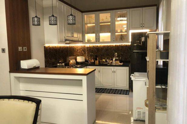 Dijual Murah Rumah Cantik 2 Lantai 5 Menit Ke Suhat