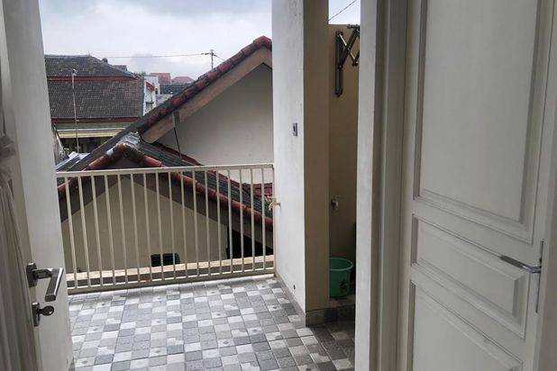 Dijual Murah Rumah Cantik 2 Lantai 5 Menit Ke Suhat