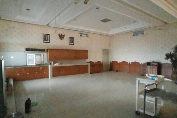 Dijual Ex Restaurant Cocok Untuk Ruang Usaha di Kejaksan Cirebon
