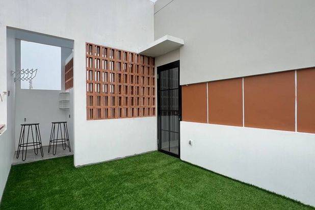 Rumah 2 Lantai Nyaman Furnished Dekat Tol di Depok