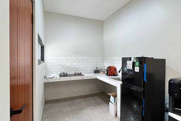Rumah 2 Lantai Furnished Dekat Tol Pamulang