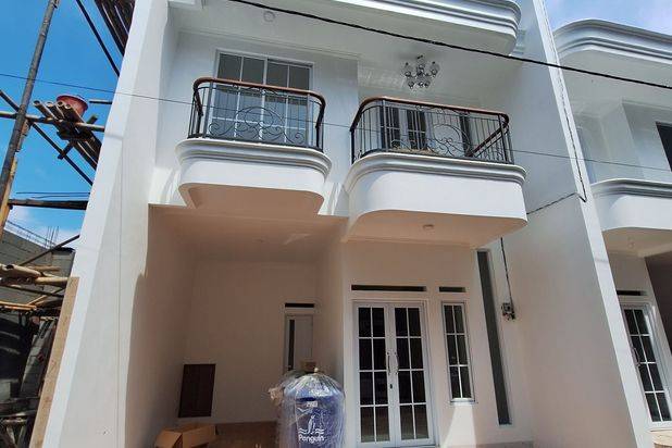 Rumah Mewah Furnished Siap Huni Dekat Tol Depok