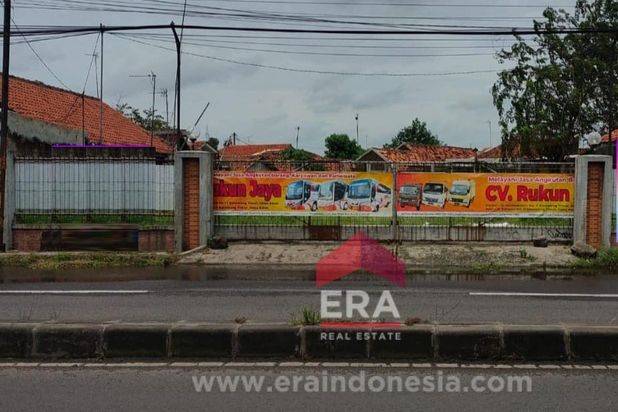 Tanah Disewakan di Pinggir Jalan Raya Surotokunto Karawang