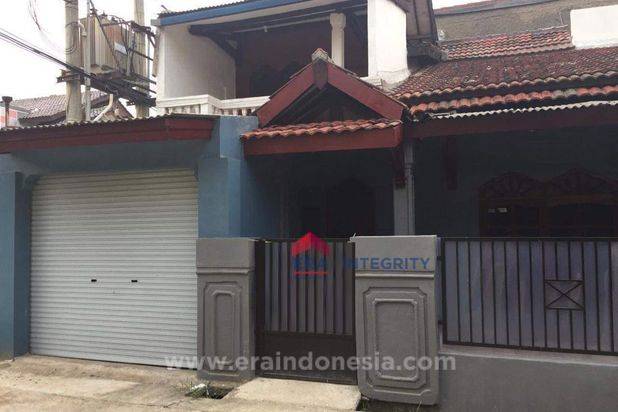 Dijual Bu Rumah Hook 2 Lantai di Karawang Indah 600jt Aja