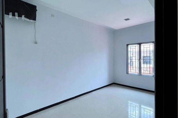 Disewakan Cepat Rumah 2.5 Lantai Anggrek Permai Baloi