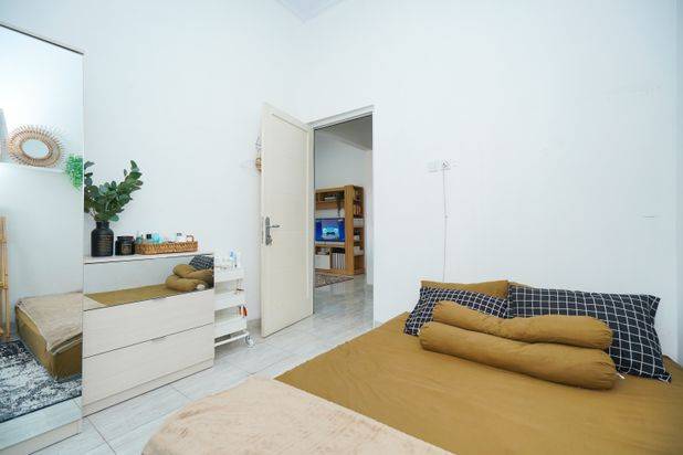 Rumah Siap Huni 20 Menit ke Mall Cibinong City Bisa KPR J16407