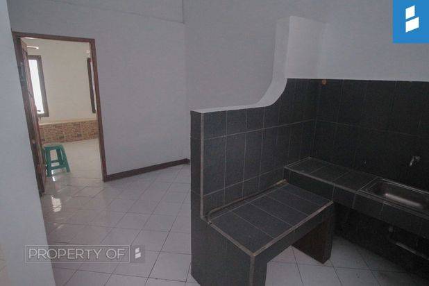 rumah TKI 1 Bandung hadap timur murah sudah renov, ga ada lagi