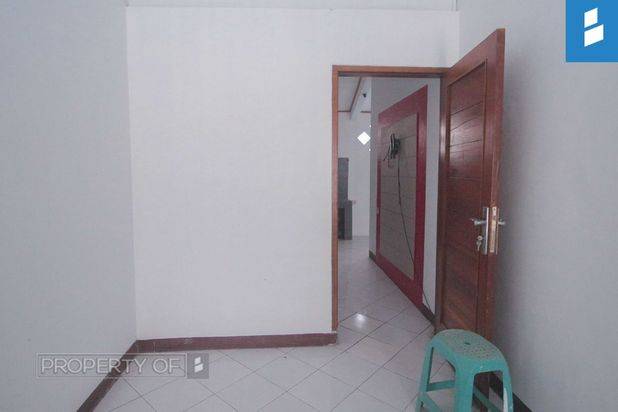 rumah TKI 1 Bandung hadap timur murah sudah renov, ga ada lagi