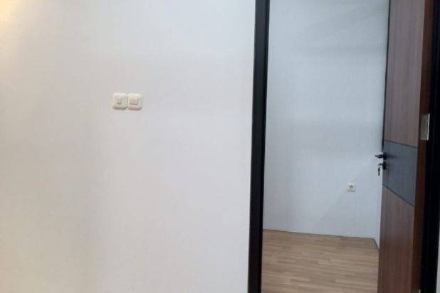 RUMAH BARU PUSAT KOTA HARGA MIRING CUMA 1Man