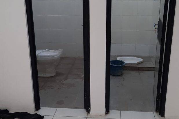 rumah baru renov Taman Holis Bandung sudah atap baja ringan
