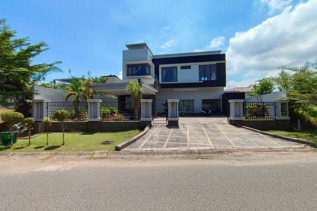 Dijual Rumah Mewah Beverly batam kota