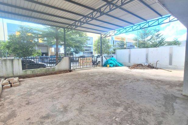 Disewakan /Fo Rent Gudang batam Centre