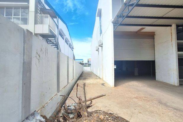 Disewakan /Fo Rent Gudang batam Centre