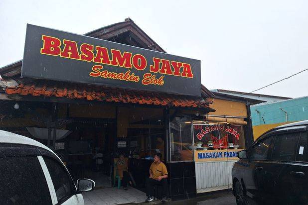Dijual ruang usaha bandengan - mundu