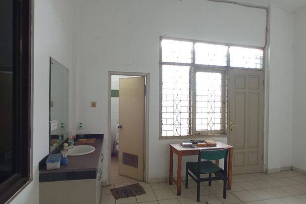 Dijual Ex Restaurant Cocok Untuk Ruang Usaha di Kejaksan Cirebon