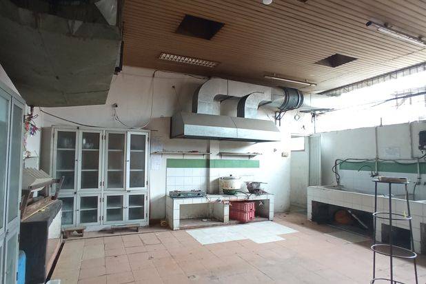 Dijual Ex Restaurant Cocok Untuk Ruang Usaha di Kejaksan Cirebon