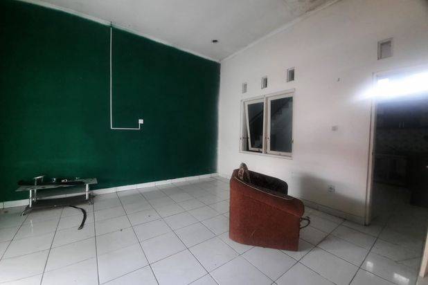 Rumah Bagus Semi Furnished SHM di Perumahan Gpp, Majalengka