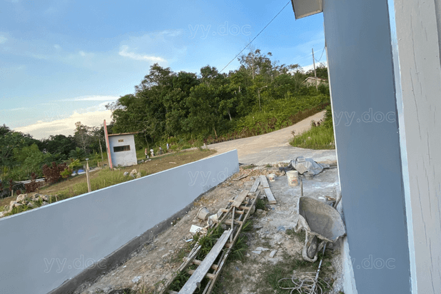 Rumah Baru Posisi Hook Tanah Luas Full Pagar