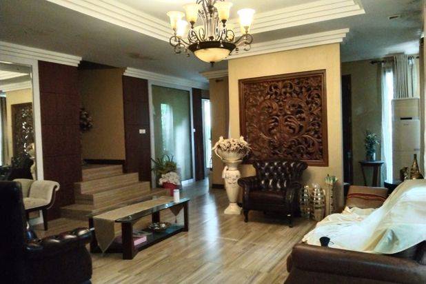 Di jual cepat rumah hook di villa panbil batam