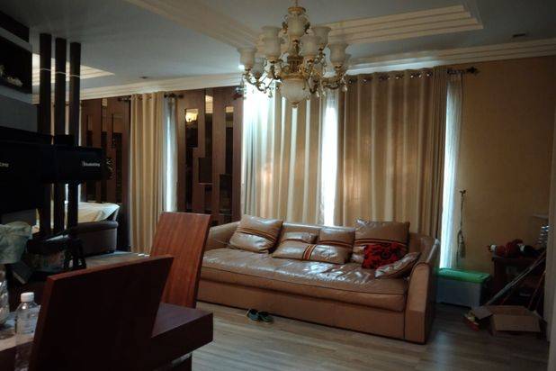 Di jual cepat rumah hook di villa panbil batam