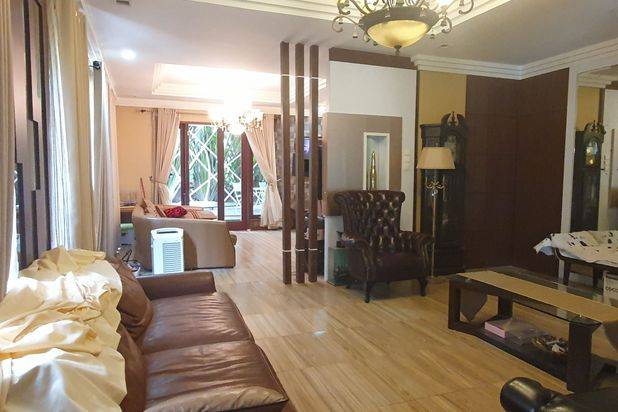 Di jual cepat rumah hook di villa panbil batam