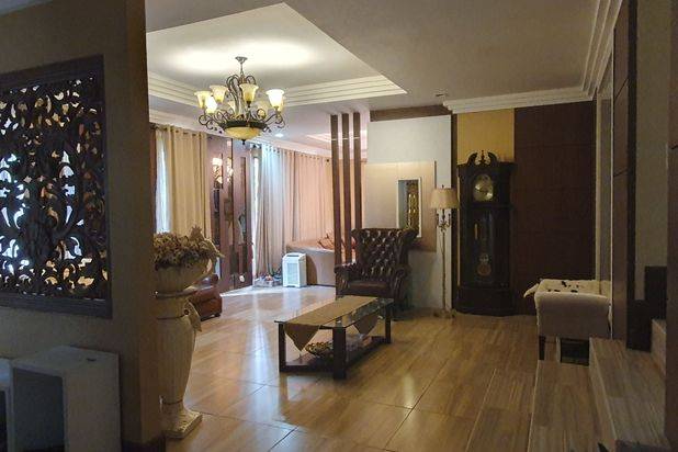 Di jual cepat rumah hook di villa panbil batam