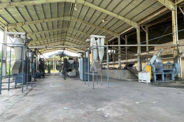 Dijual via Lelang Gedung Pabrik plastik di Sagulung batam