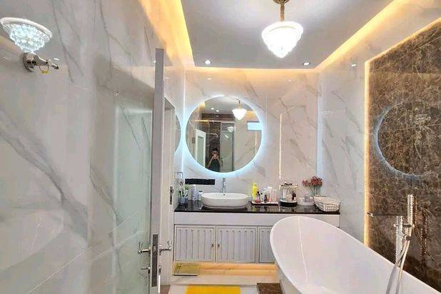 Di jual rumah full renovasi di the summer batam center